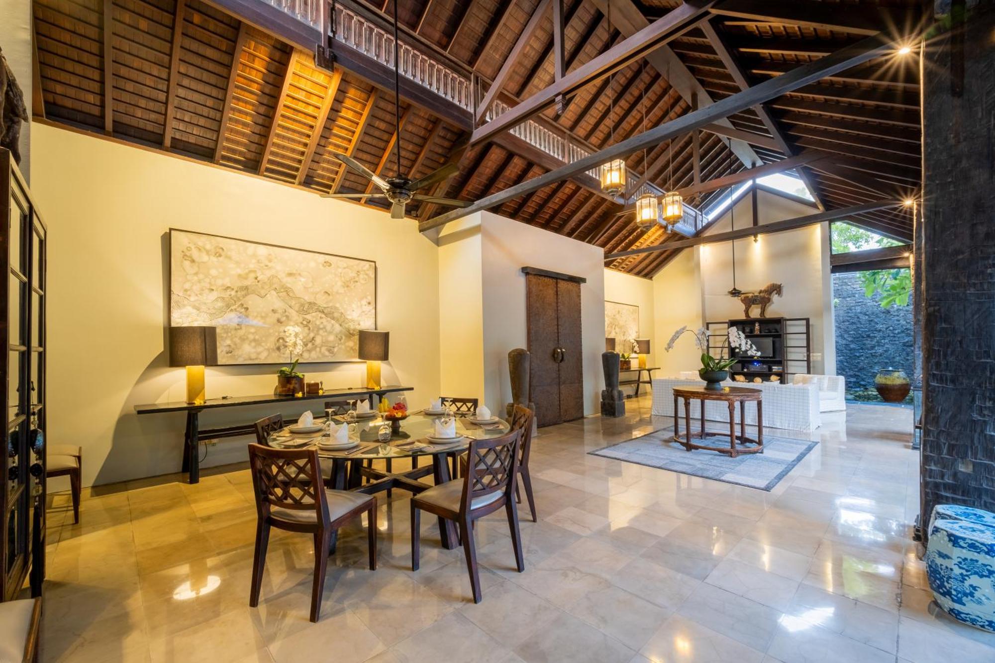 Villa De Suma - Fully Staffed Luxury Villa, Walk To The Beach! Seminyak Exterior foto