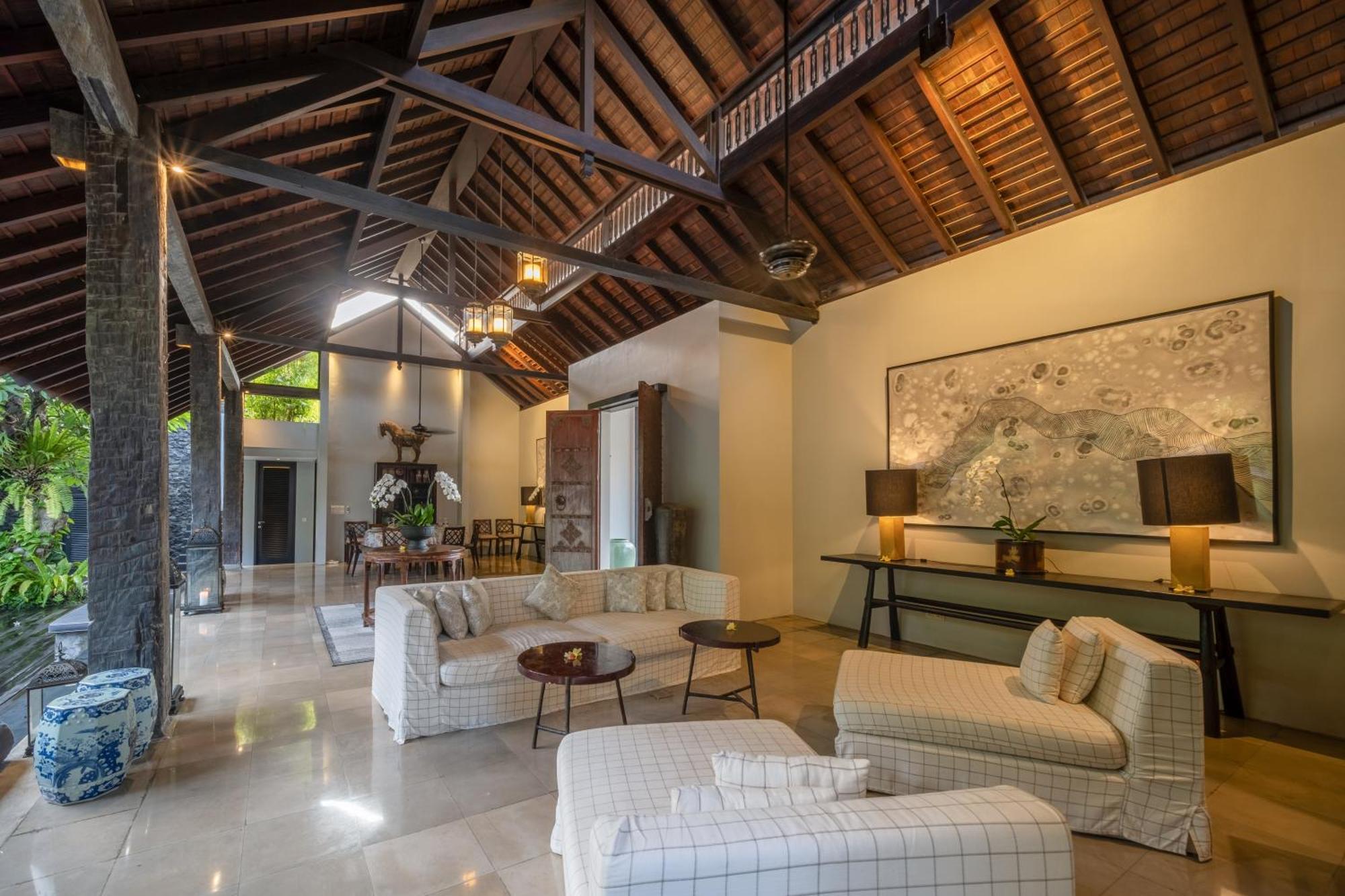 Villa De Suma - Fully Staffed Luxury Villa, Walk To The Beach! Seminyak Exterior foto