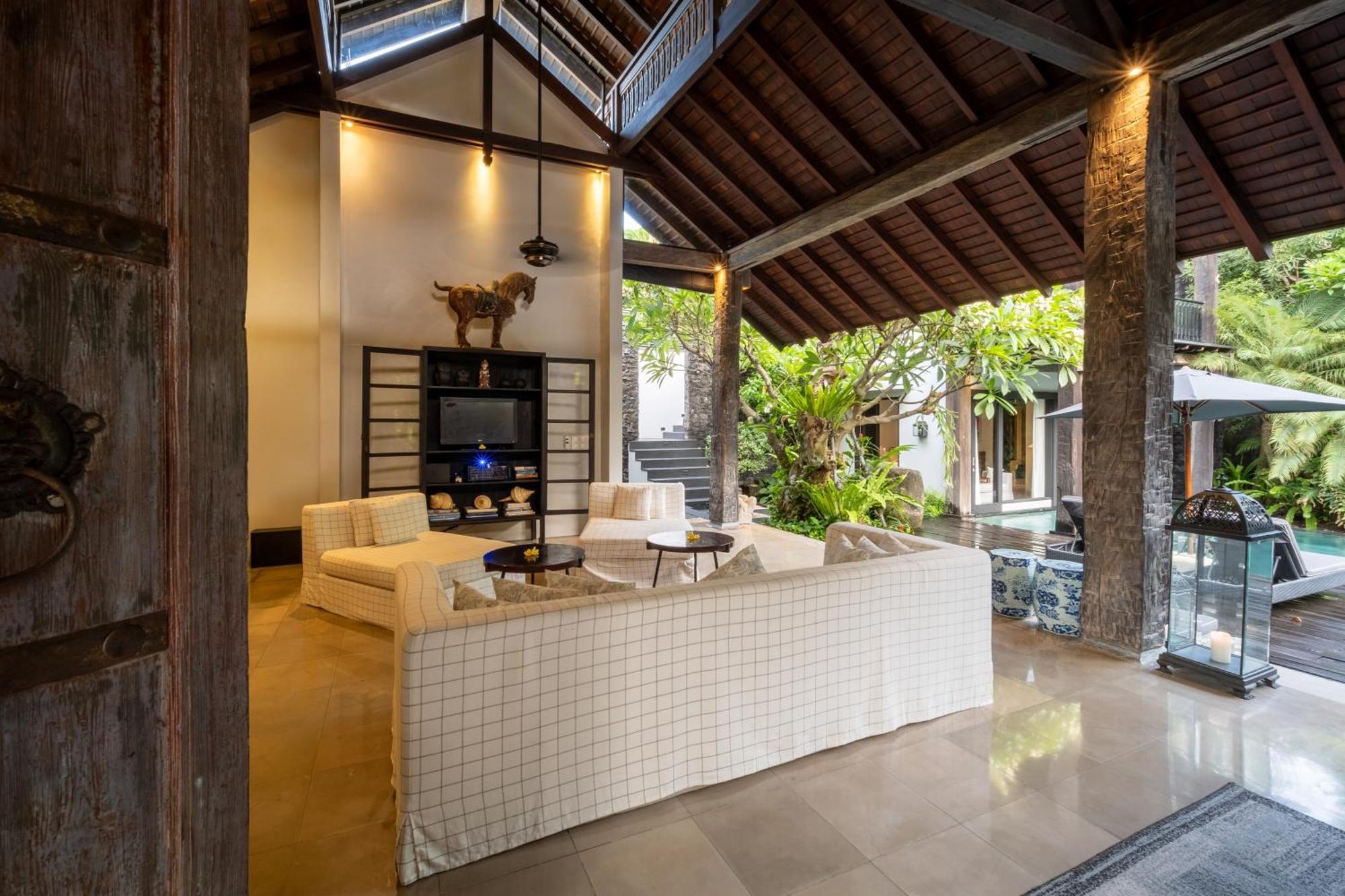 Villa De Suma - Fully Staffed Luxury Villa, Walk To The Beach! Seminyak Exterior foto
