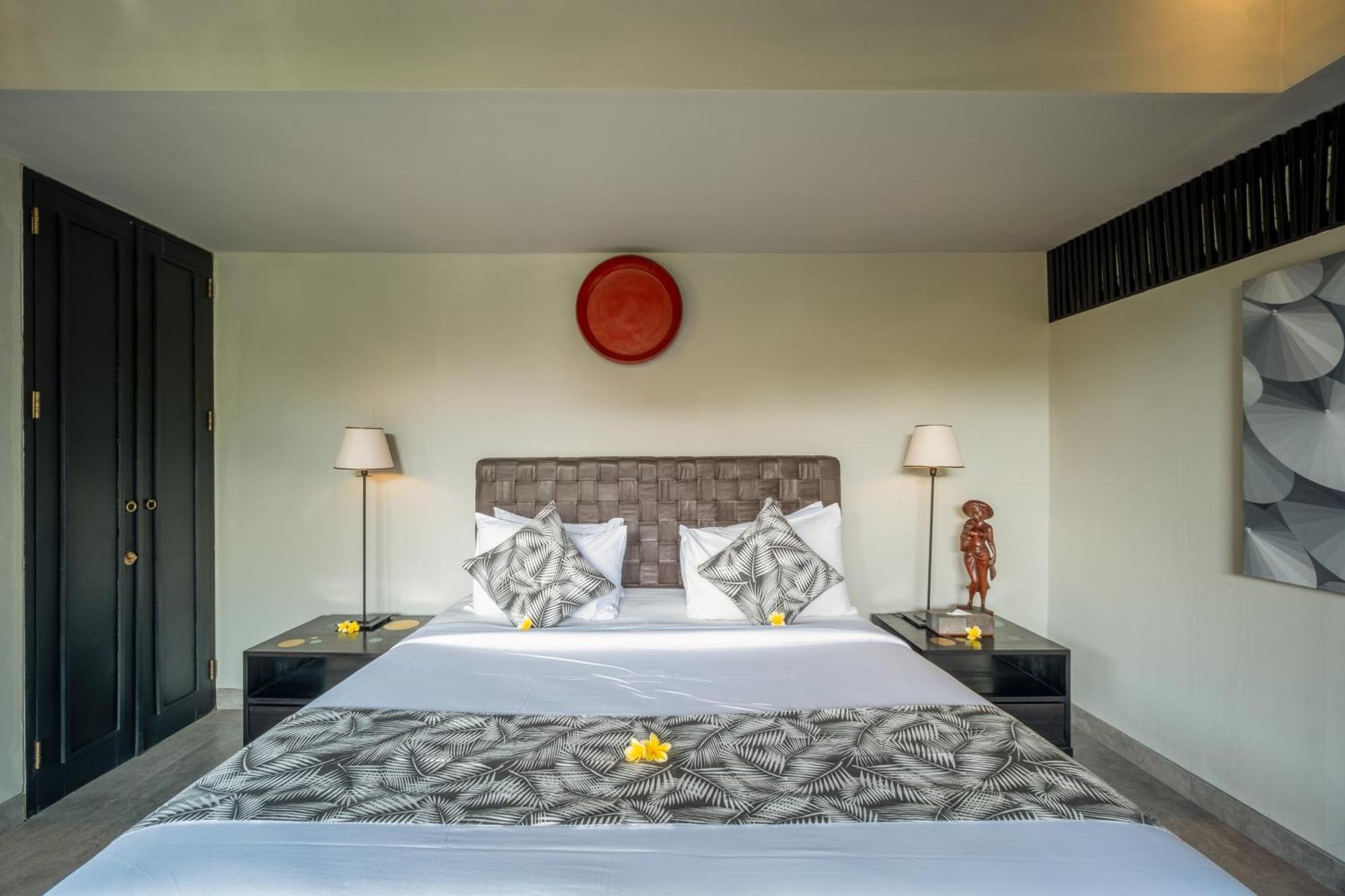 Villa De Suma - Fully Staffed Luxury Villa, Walk To The Beach! Seminyak Exterior foto