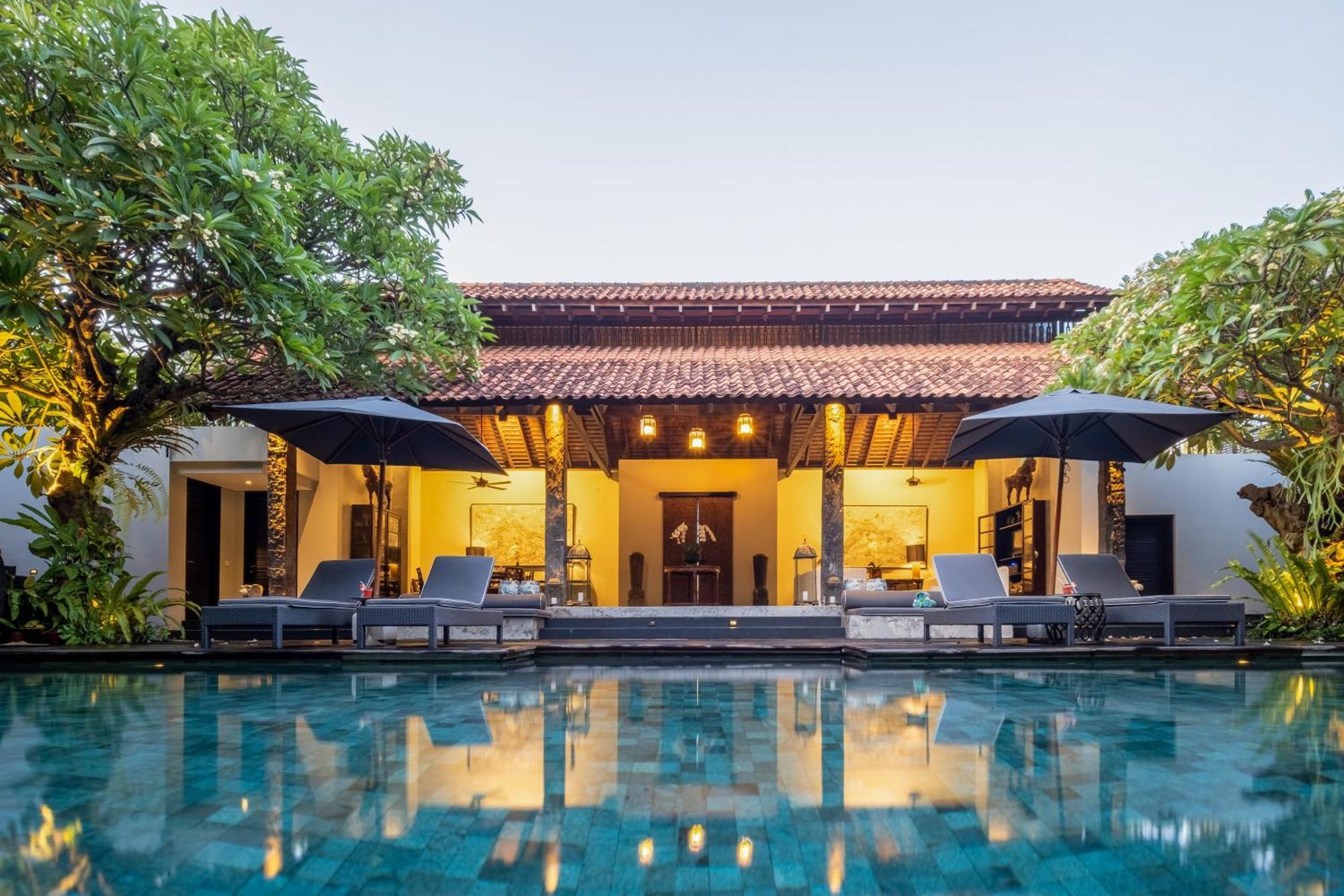 Villa De Suma - Fully Staffed Luxury Villa, Walk To The Beach! Seminyak Exterior foto